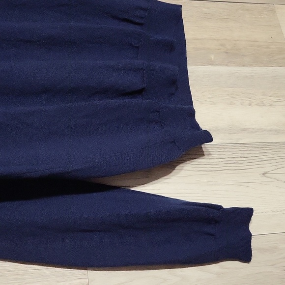 J Crew Mens XL Slim Navy Blue Merino Wool V Neck Sweater Long Sleeve Warm Soft‎ - Picture 5 of 5